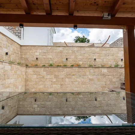 Sana - Privater Pool - Meerblick - Mediterranes Lebensgefuehl Klenovica