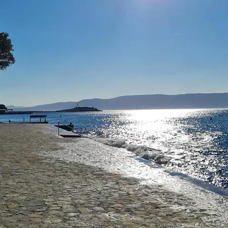 Sana Ferienhaus Klenovica