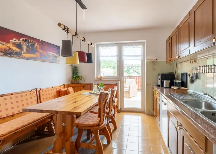 Nyaraló Sana Klenovica