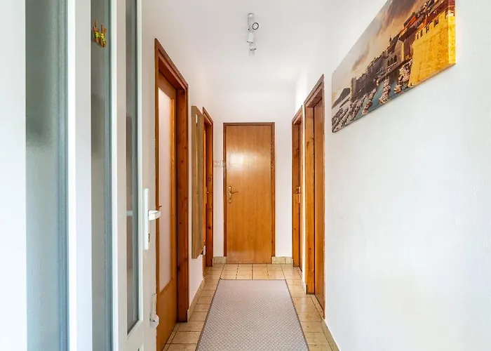 Sana Nyaraló Klenovica